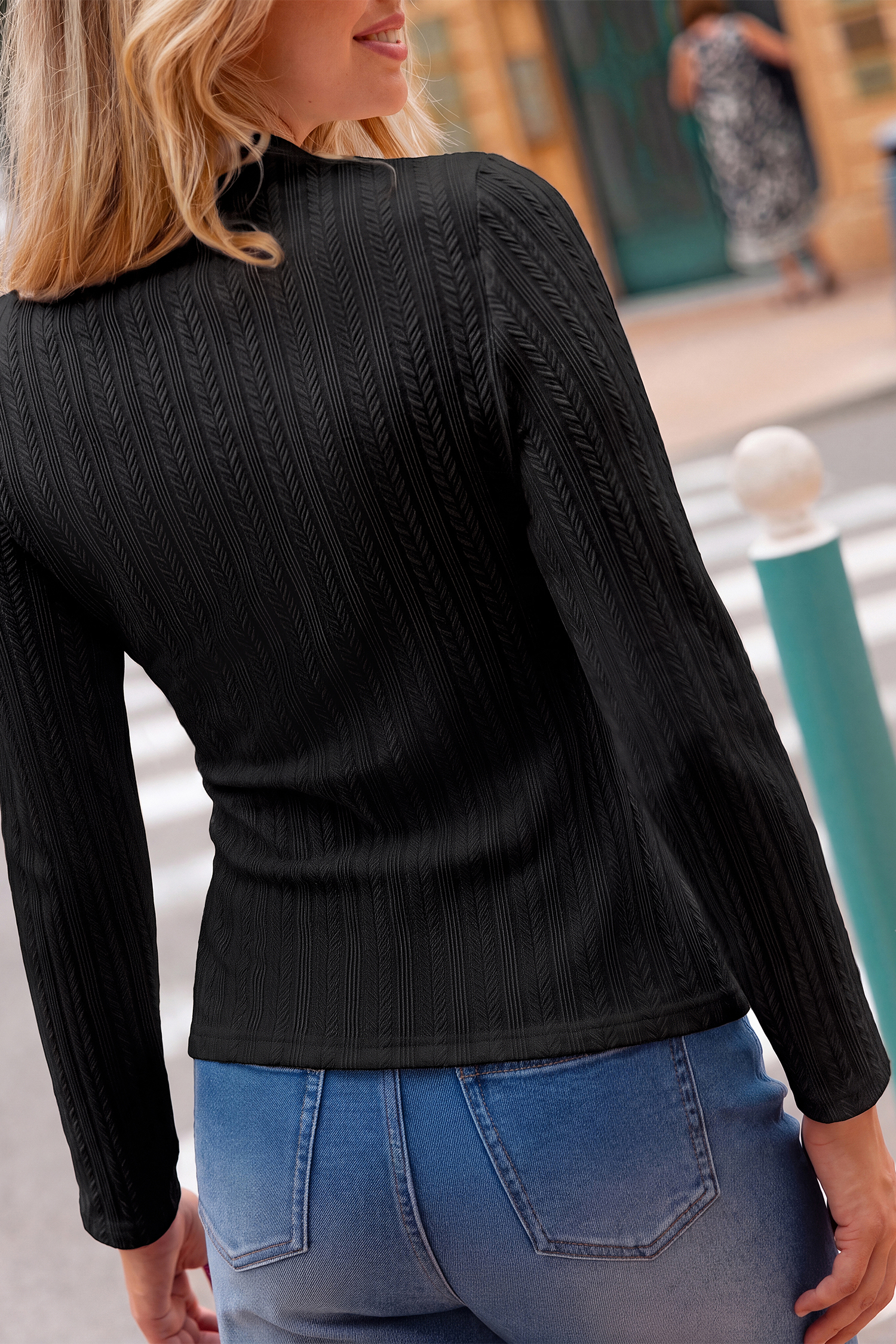In teoria Black Top