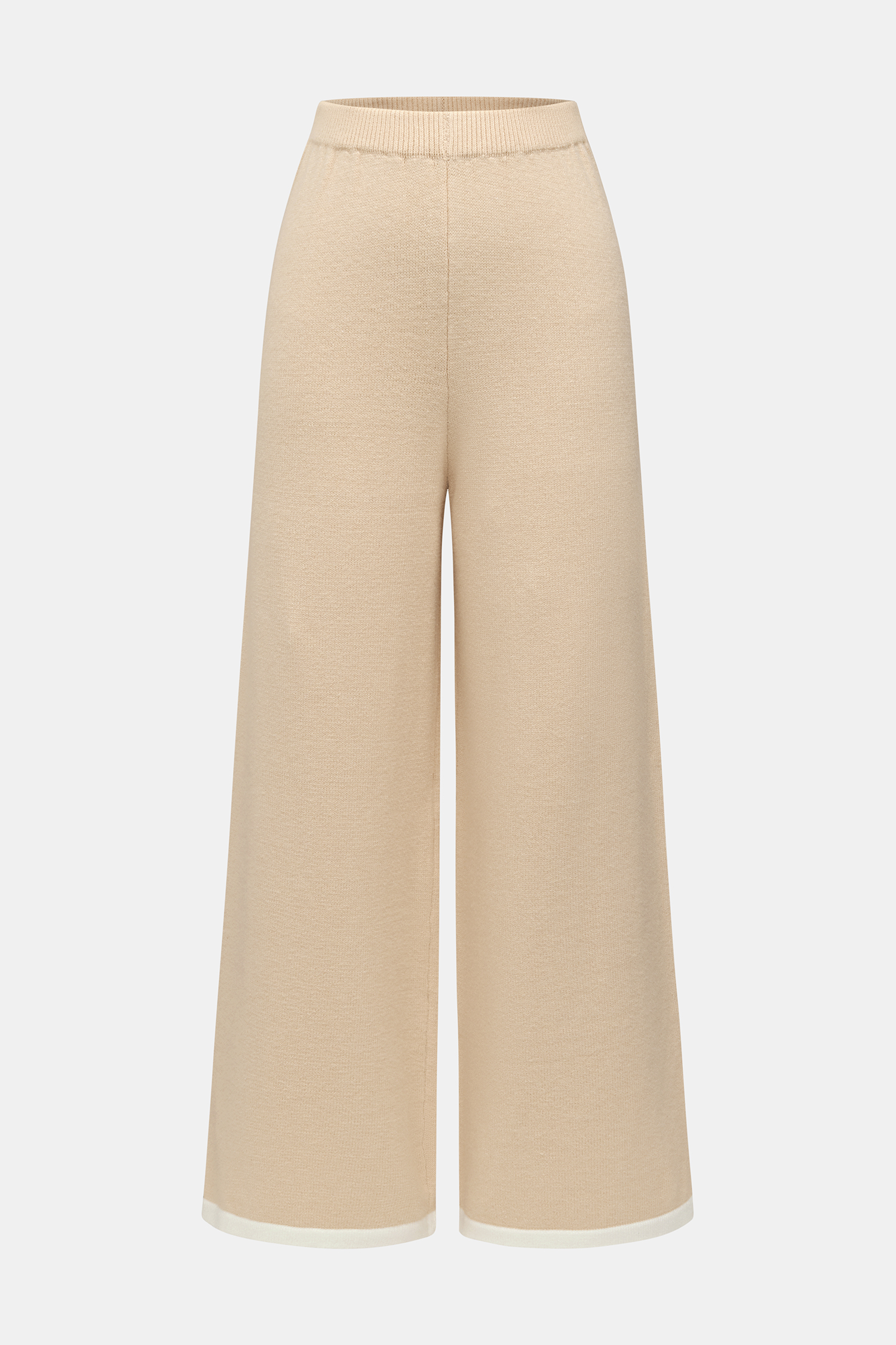 Pantalones de punto color caqui almendra tostada
