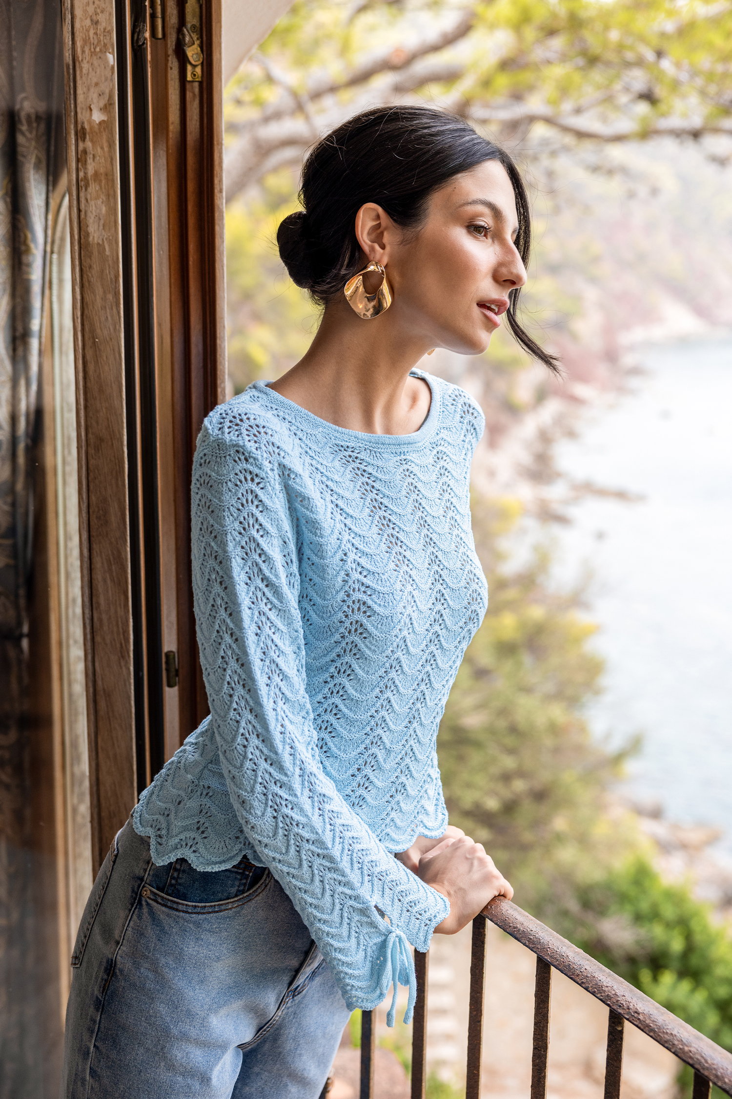 Top aqua en tricot à col rond et manches longues