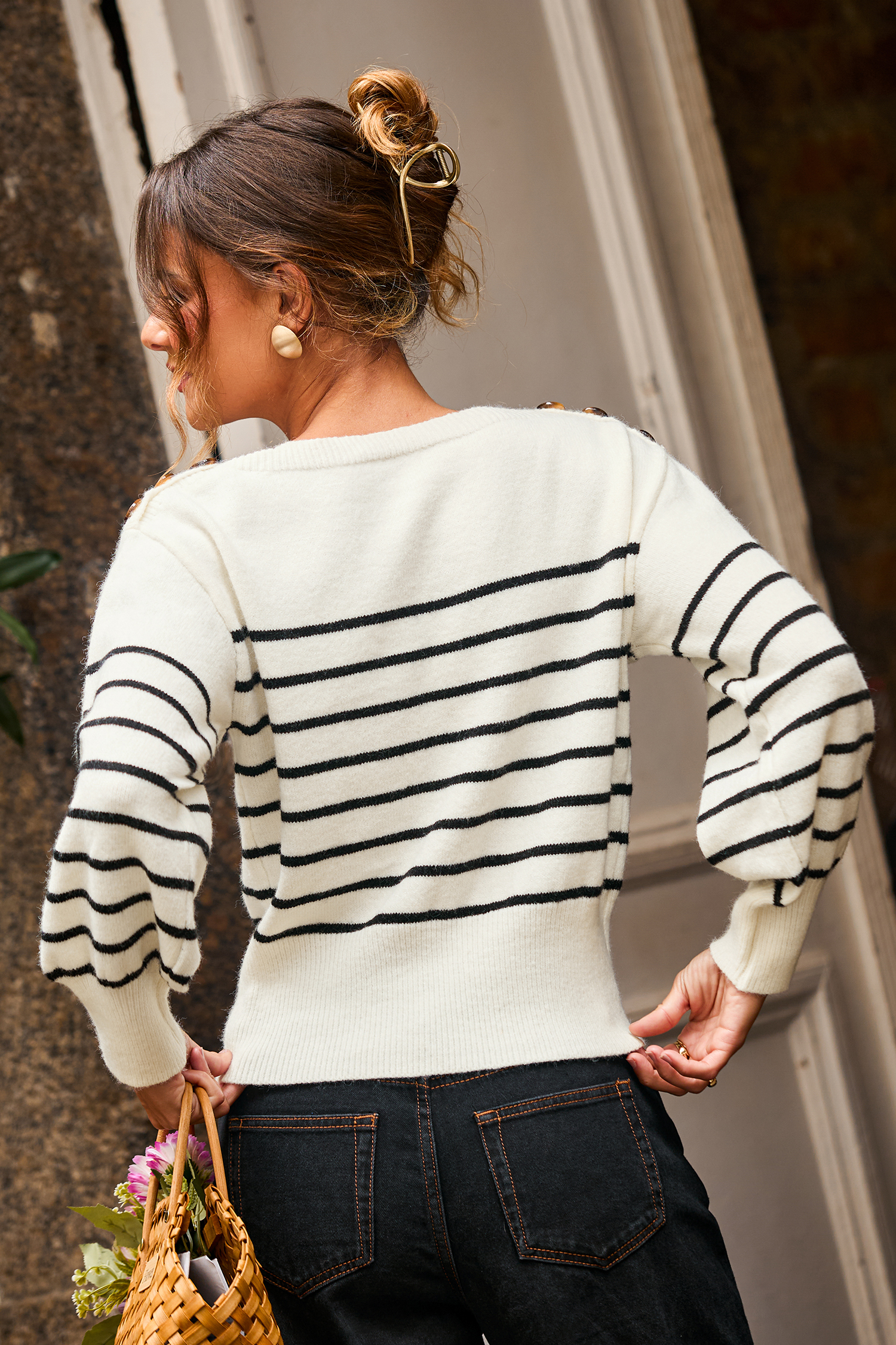 Pull rayé en tricot à col bateau et manches longues