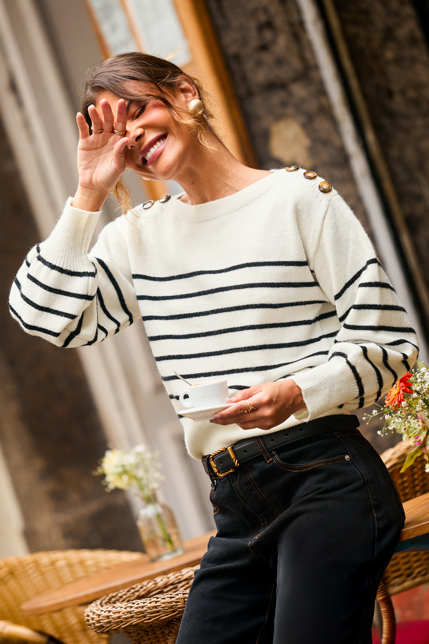 Pull rayé en tricot à col bateau et manches longues