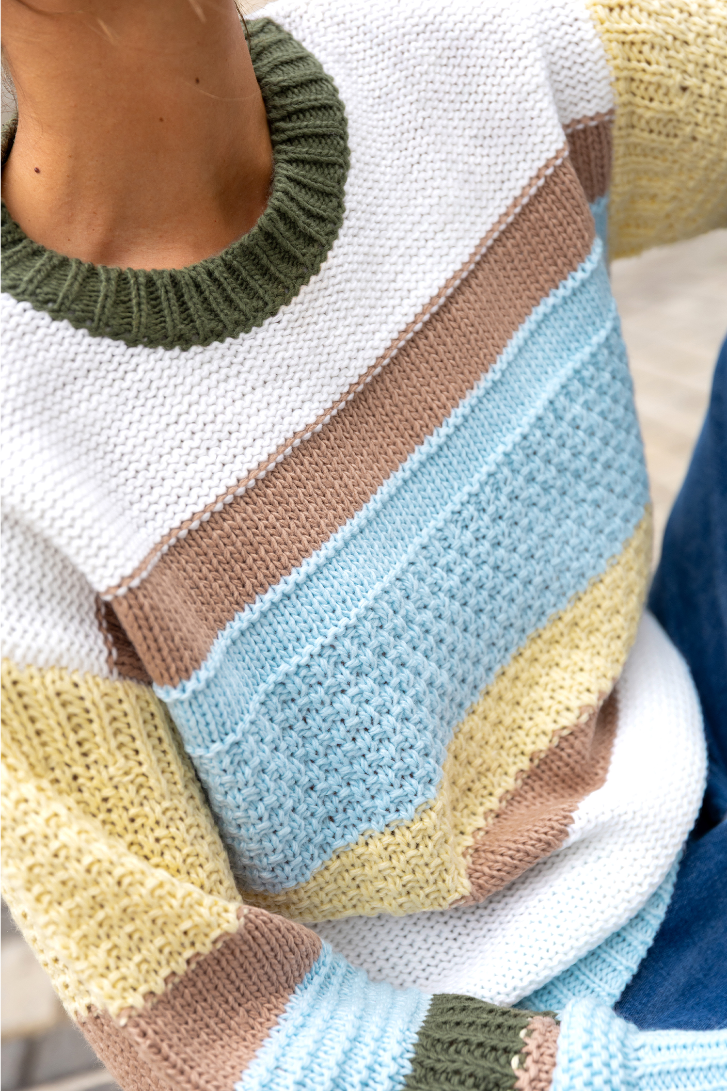 Pull rayé en polyester à col rond et manches longues