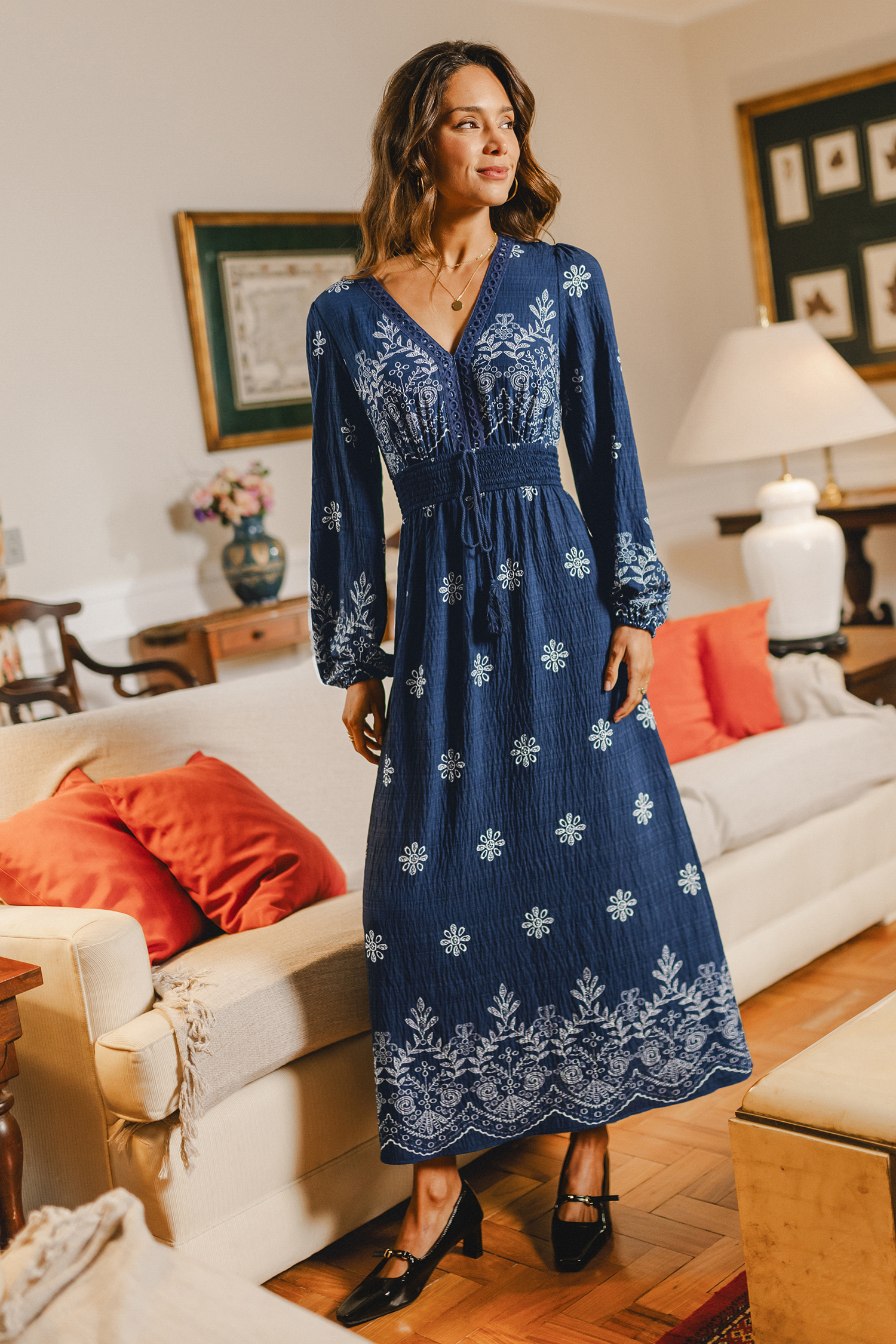 Blau Geblümtes Langarm Maxikleid mit V-Ausschnitt