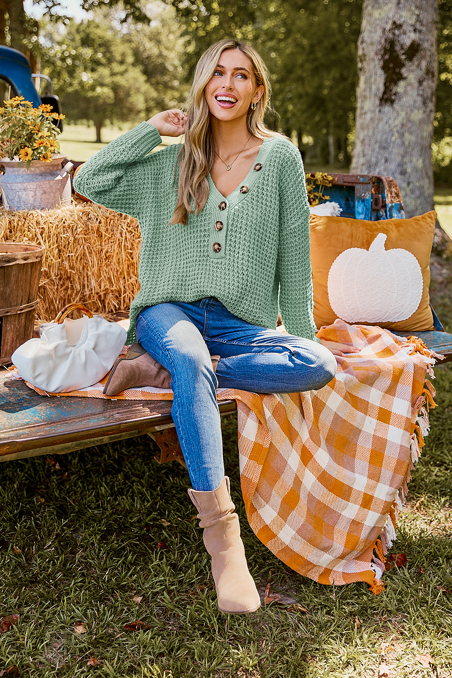 Pull vert en polyester à col V et manches longues